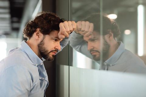 hombre_con_ansiedad